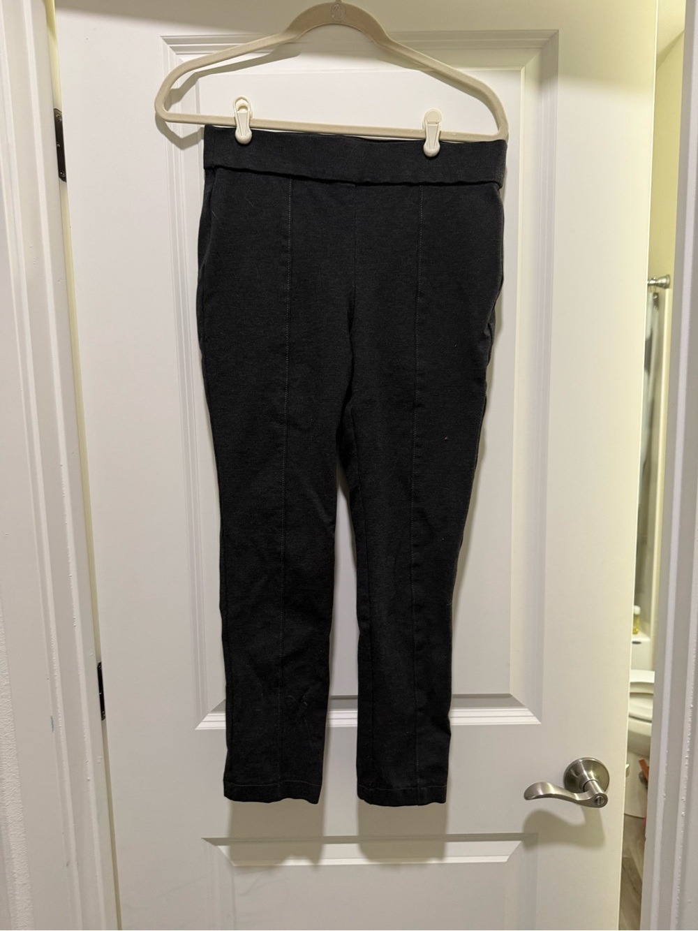 Ann Klein Leggings
Charcoal